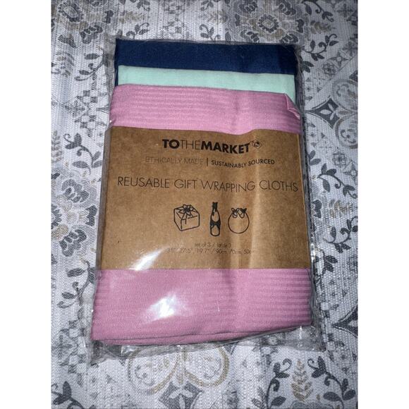 To The Market Colorful Reusable Gift Wrapping Cloths Set Of 3 NEW In Pack Sealed - Picture 1 of 7